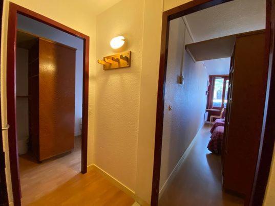 Le Nabias 1450 Hotel Genos Bagian luar foto